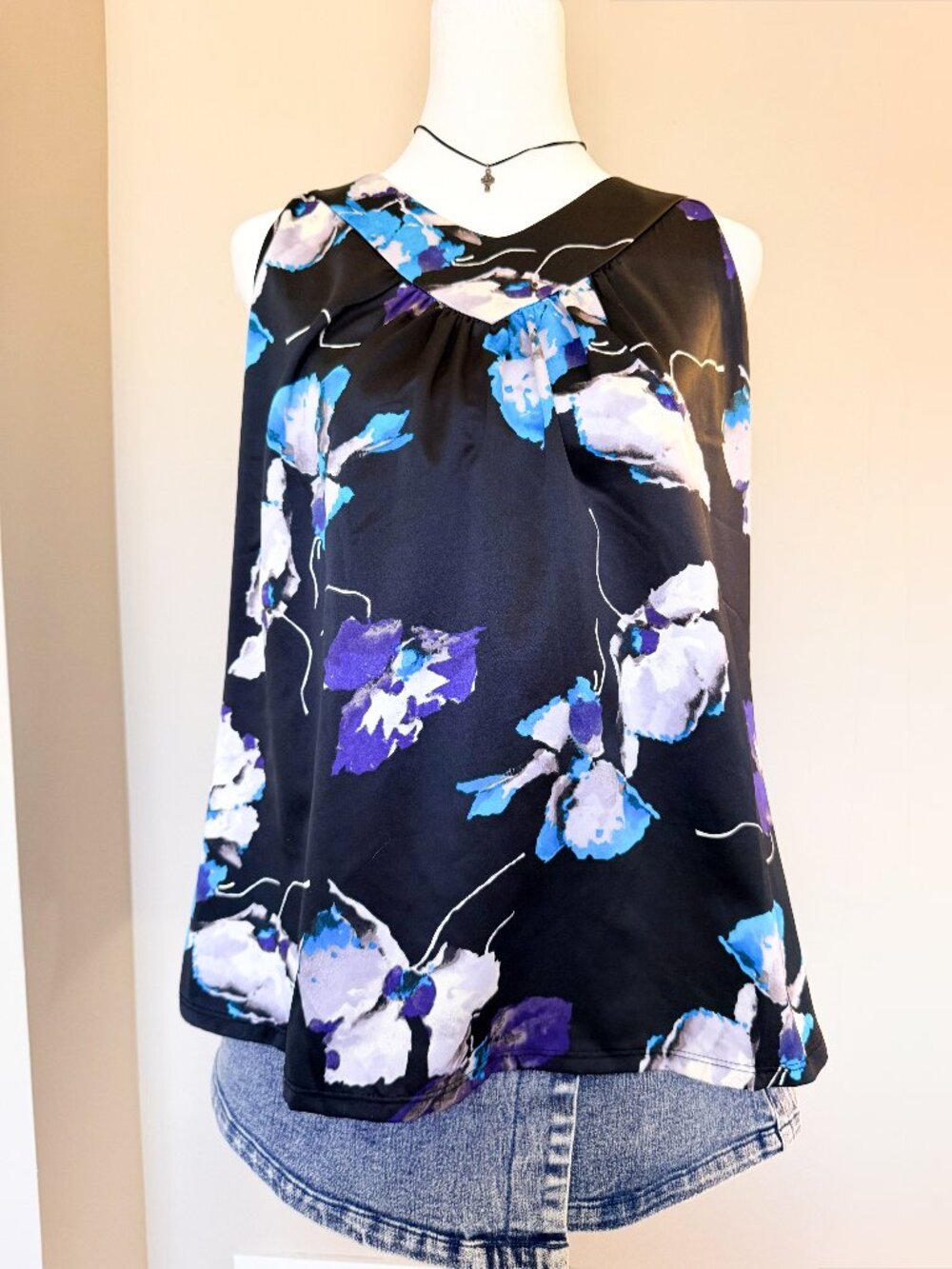 Cynthia Rowley Black Silky Tank with Blue Floral Front – Size Large